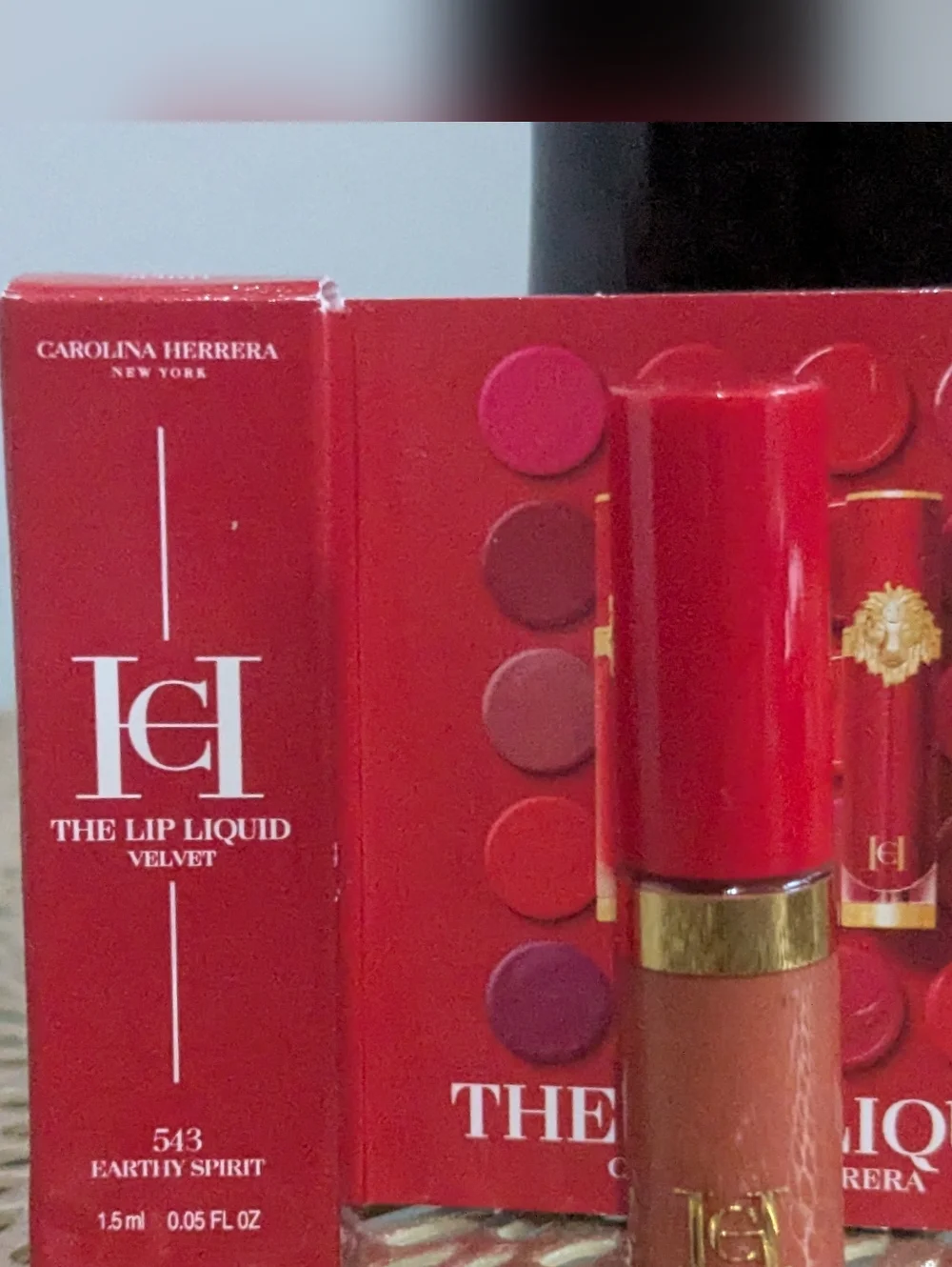 Carolina Herrera Lip Liquid Velvet - Warm Nude (Brown) Mini